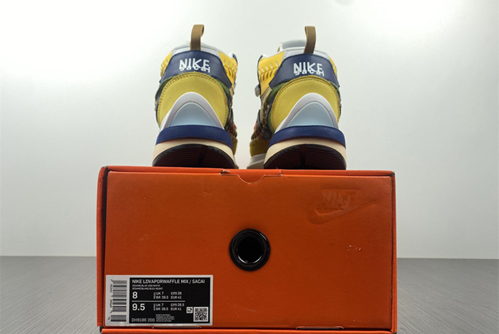 Sacai x Jean PauGaultier x Nike VaporWaffle  DH9186-200