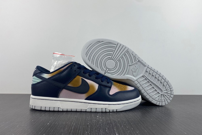 Nike Dunk Low Retro PRM DM0108-400