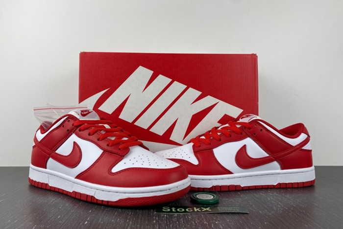 Nike Dunk Low 