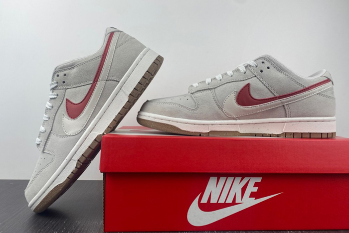 Nike Dunk Low SE 85