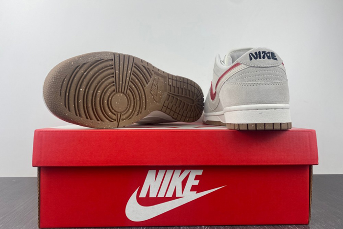 Nike Dunk Low SE 85