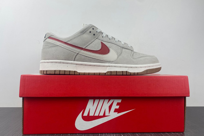 Nike Dunk Low SE 85