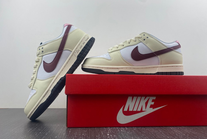 Nike Dunk Low (Women