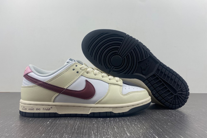 Nike Dunk Low (Women