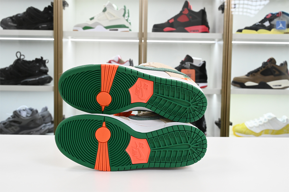 The Jarritos x Nike SB Dunk Low FD0860-001
