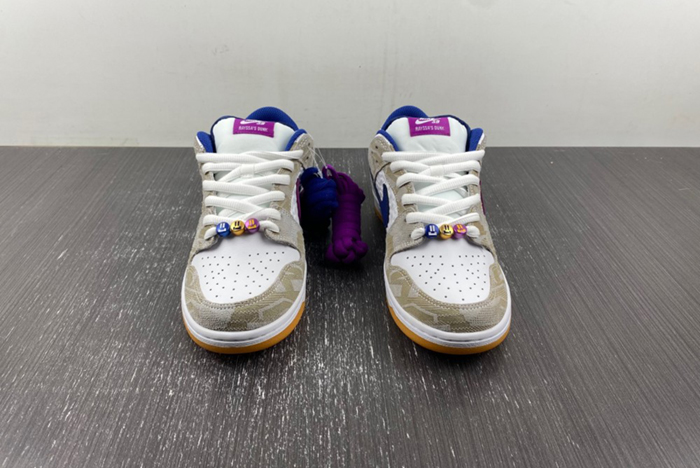 Rayssa Leal x Nike SB Dunk Low FZ5251-001