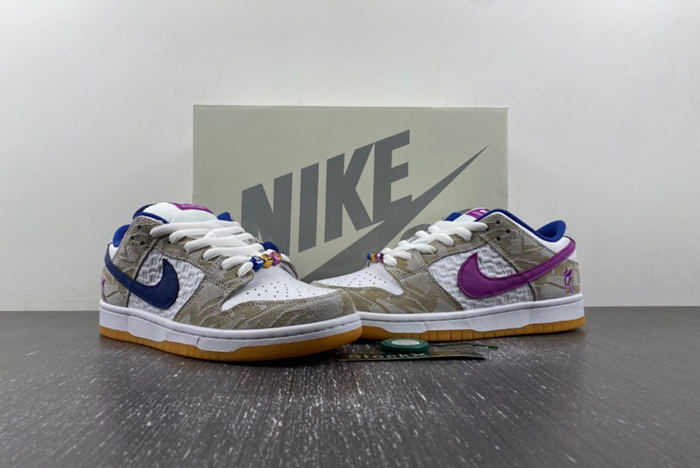 Rayssa Leal x Nike SB Dunk Low FZ5251-001