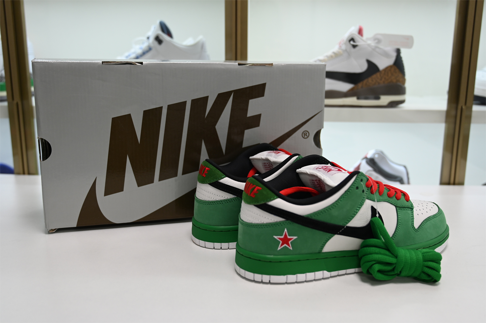 NIKE DUNK LOW PRO SE CLASSIC GREEN 304292-302